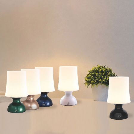 Lámpara LED escandinava y lámpara de mesa minimalista